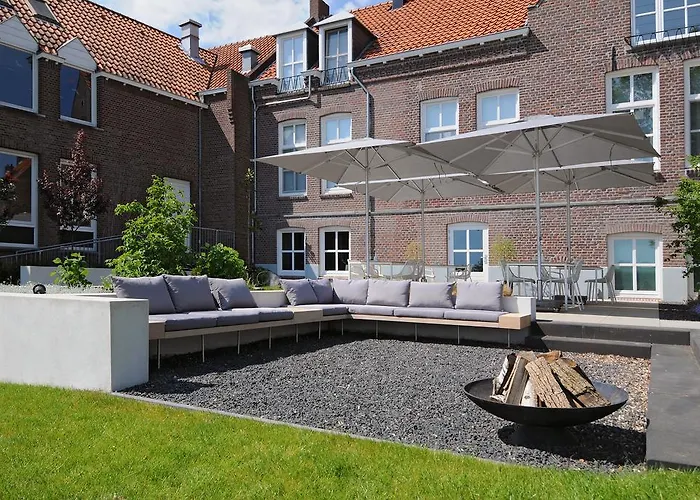 فندق مبيت وإفطار Het Raadhuys - Design 4*