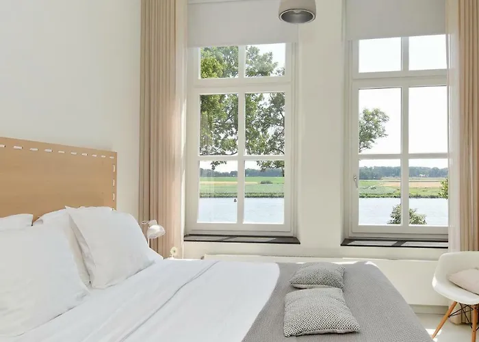 Het Raadhuys - Design 케셀